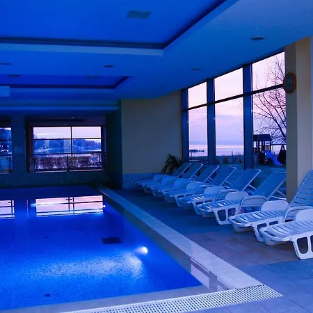 Club 218 Panorama Apartman-3