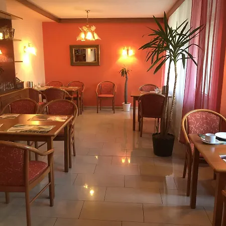 Miles Hotel Berlin-2