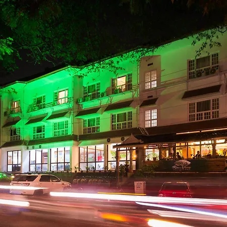 No. 18 Hotel-3