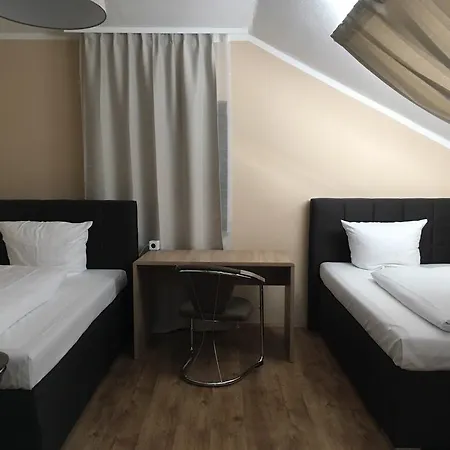 Hotel-Residenz Oberurseler Hof-3