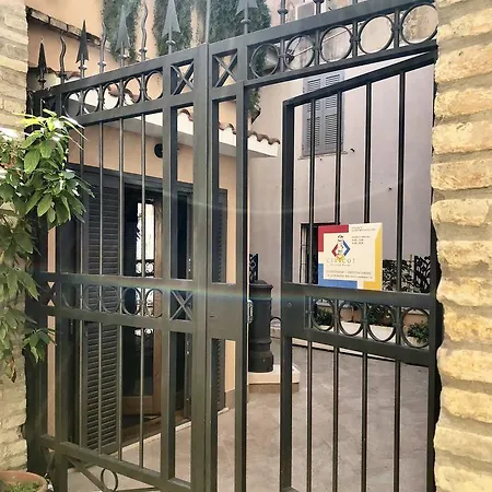 Civico 7 Holiday Rooms-3