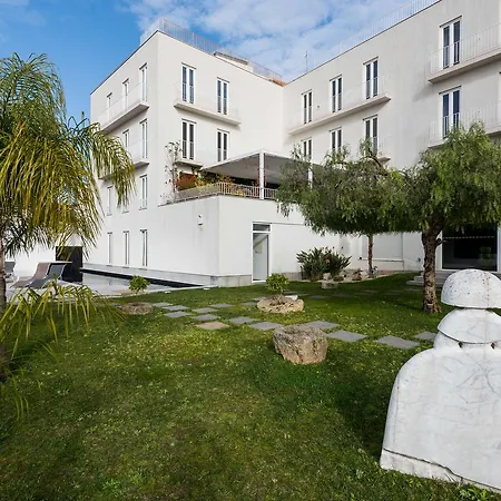 Apartments Pateo - Lisbon Lounge Suites-3