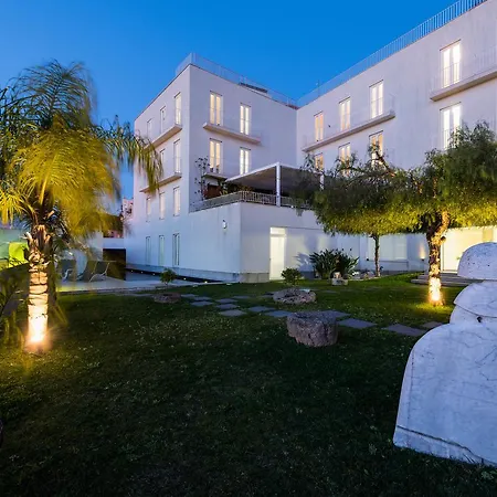 Apartments Pateo - Lisbon Lounge Suites-2
