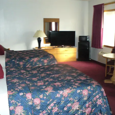 Villager Motel & Glen Manor Estate-2
