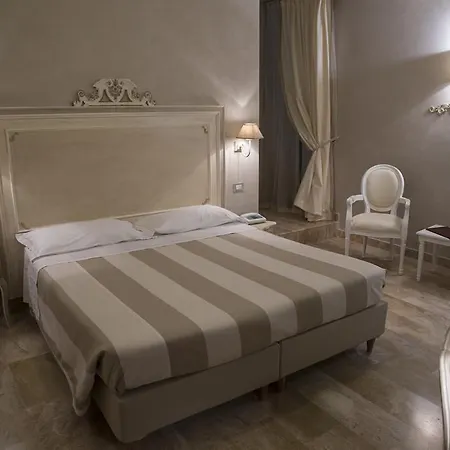 Hotel La Colonnina-3