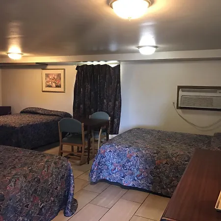 Hwy Express Inn & Suites-2