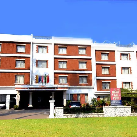 The Hotel Airport-2