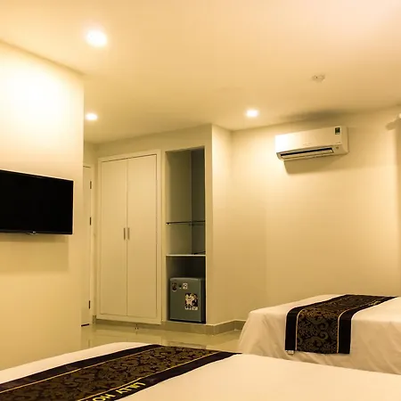 Lilly Hotel-3