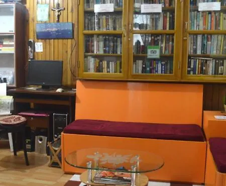 Classic Guesthouse-2