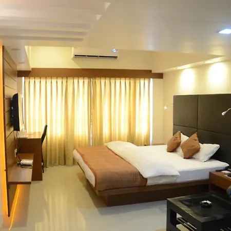 Hotel Yuvraj-3