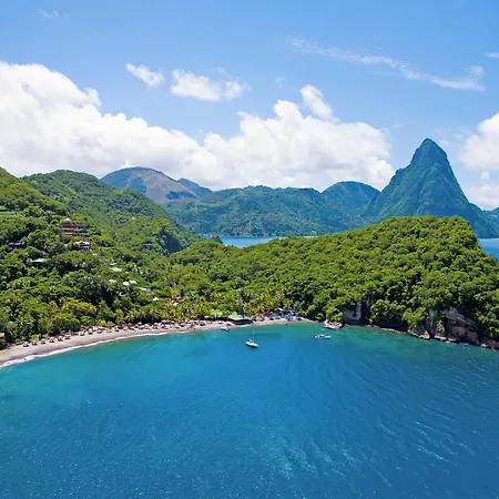 Jade Mountain-3