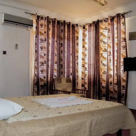 Manson Hotel-3