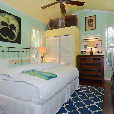 Pineapple Point Guesthouse&Resort - Gay Men's Resort-2