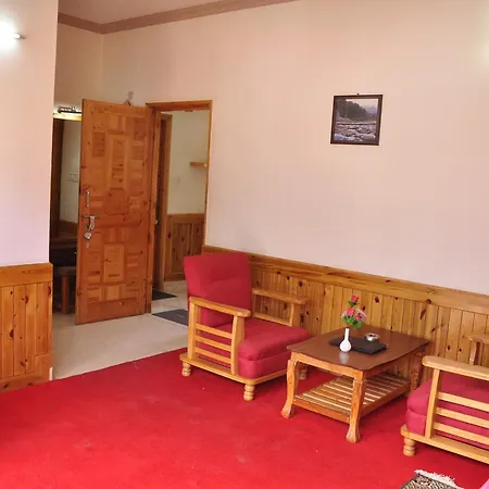 Hotel King'S Land-2