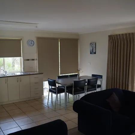 Tooleybuc River Retreat Villas-2