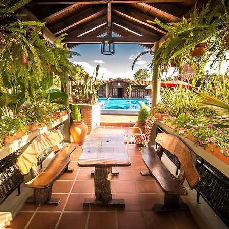 Hosteria del Prado-2