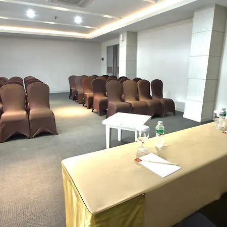 Tjokro Hotel Pekanbaru-3