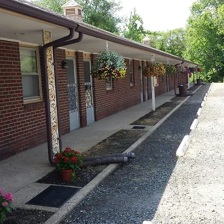 Slumberland Motel Mount Holly-3