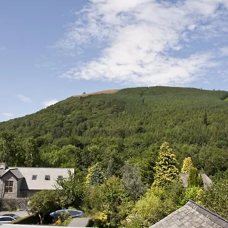 Brookfield B&B Guest House-2