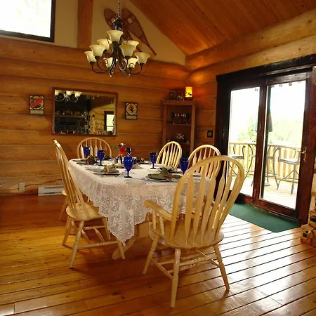 The Garrison Inn A Montana Bed & Breakfast-2