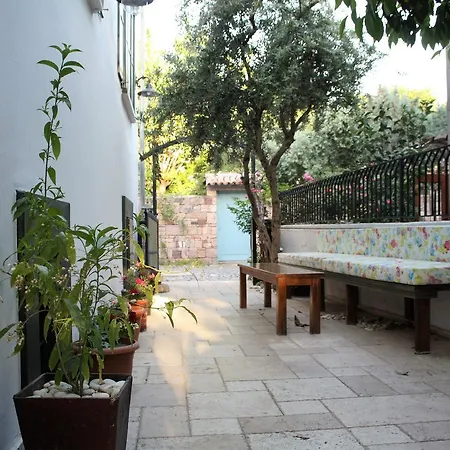 Dalyan Butik Otel Hayat Bahcesi-3