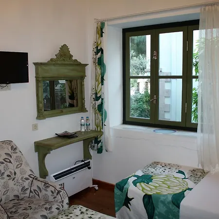 Dalyan Butik Otel Hayat Bahcesi-2
