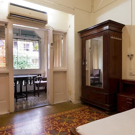 Bed And Breakfast At Colaba-2