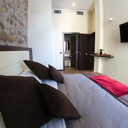 Arena Luxury Rooms-3