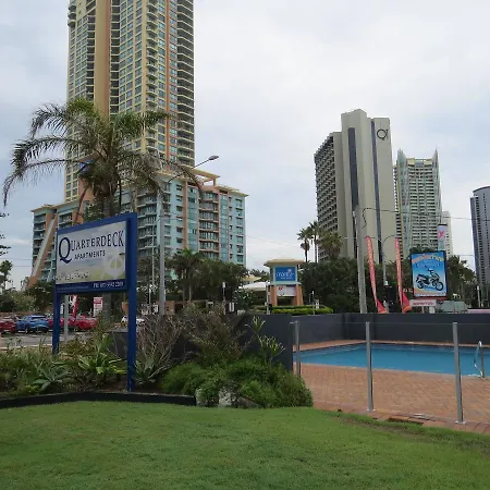 Quarterdeck Apartments-3