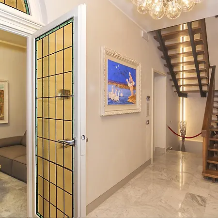 Palazzo Cini Luxury Rooms In Pisa-2
