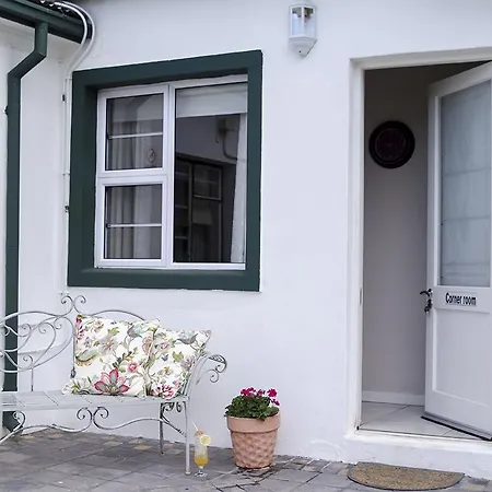 Annies House-2