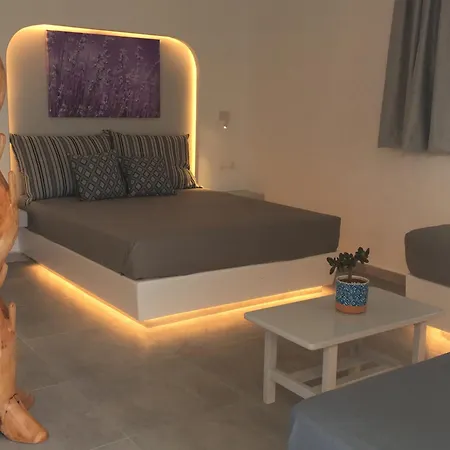 Mina Studios-2