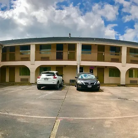 American Inn-2