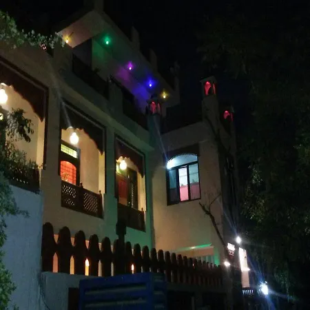 Taj Haveli Hotel Agra - Walkable Distance From Taj Mahal-3