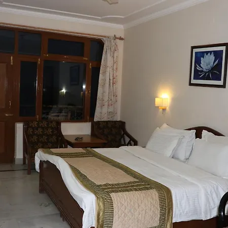 Green Hotel-3