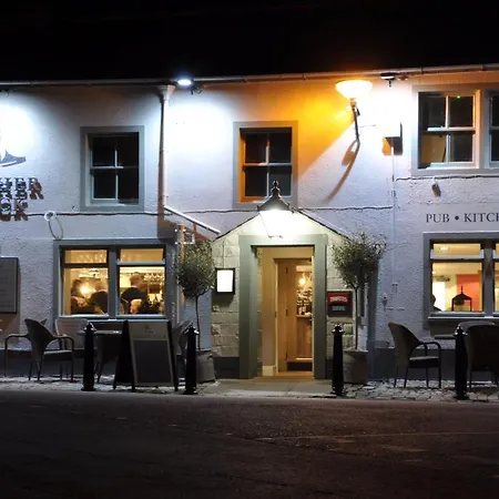 Higher Buck Inn-3