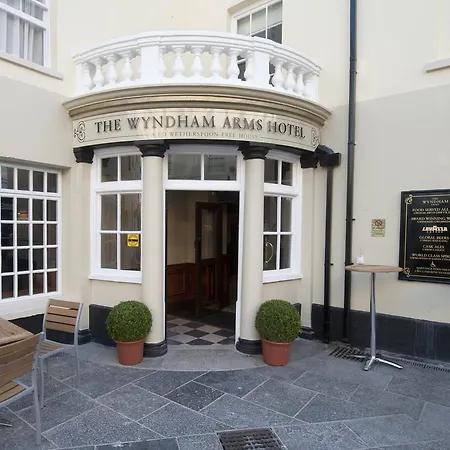 The Wyndham Arms-Wetherspoon-3