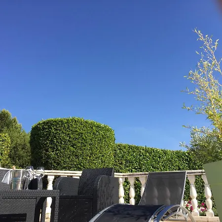 Auberge Les Olivades-2