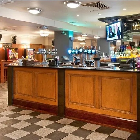 Globe Hotel Wetherspoon-3