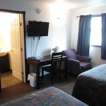Nisutlin Trading Post Motel-2
