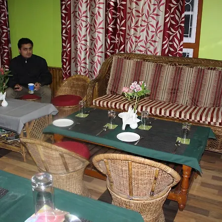 Hotel Ravongla Star-2