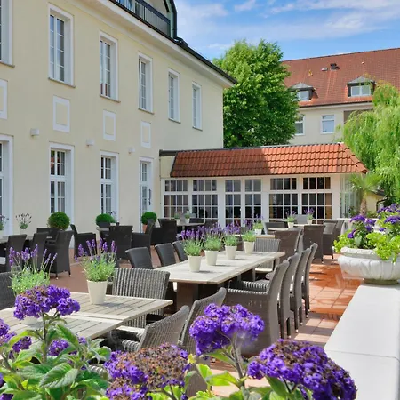 Hotel Der Lindenhof-2