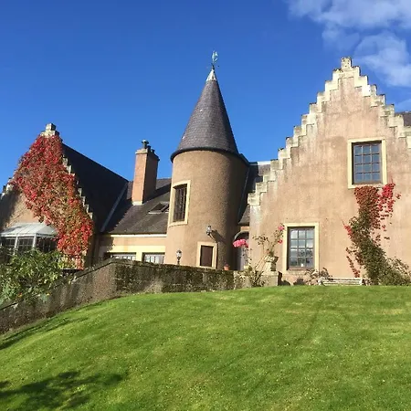 Highland Bear Lodge & Woodland Bear Huts-2