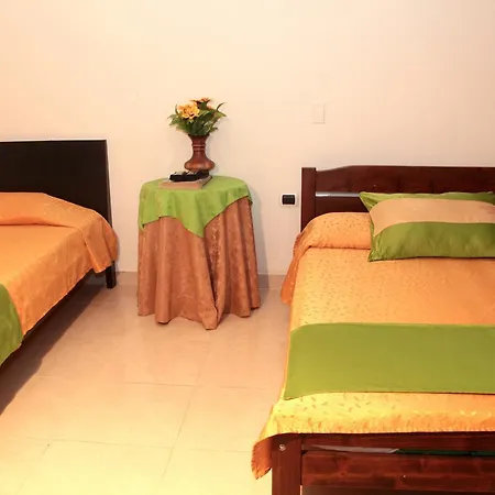 Hotel Villamayor Cabecera-2