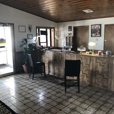 Travelers Inn Wilburton-3