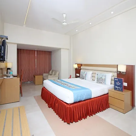Hotel Mb International Palace Side-2