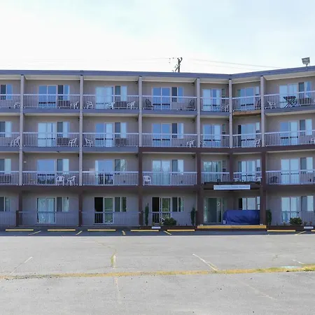 The Waterfront Suites And Marina-2