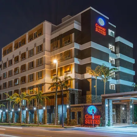 Comfort Suites Fort Lauderdale Airport & Cruise Port-2