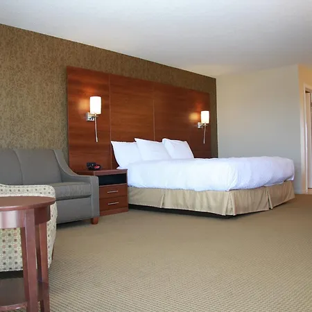 Budget Host Inn & Suites-3