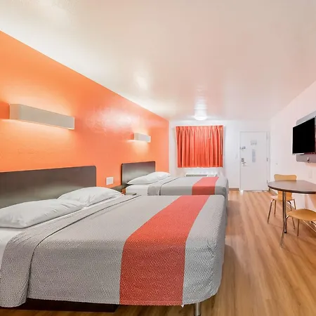 Motel 6-Oklahoma City, Ok - Bricktown-2